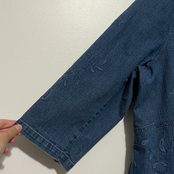 Dressbarn Womens Embroidered Denim Long Jacket 18/20W Artsy Bohemian Indie Folk - Picture 3 of 9